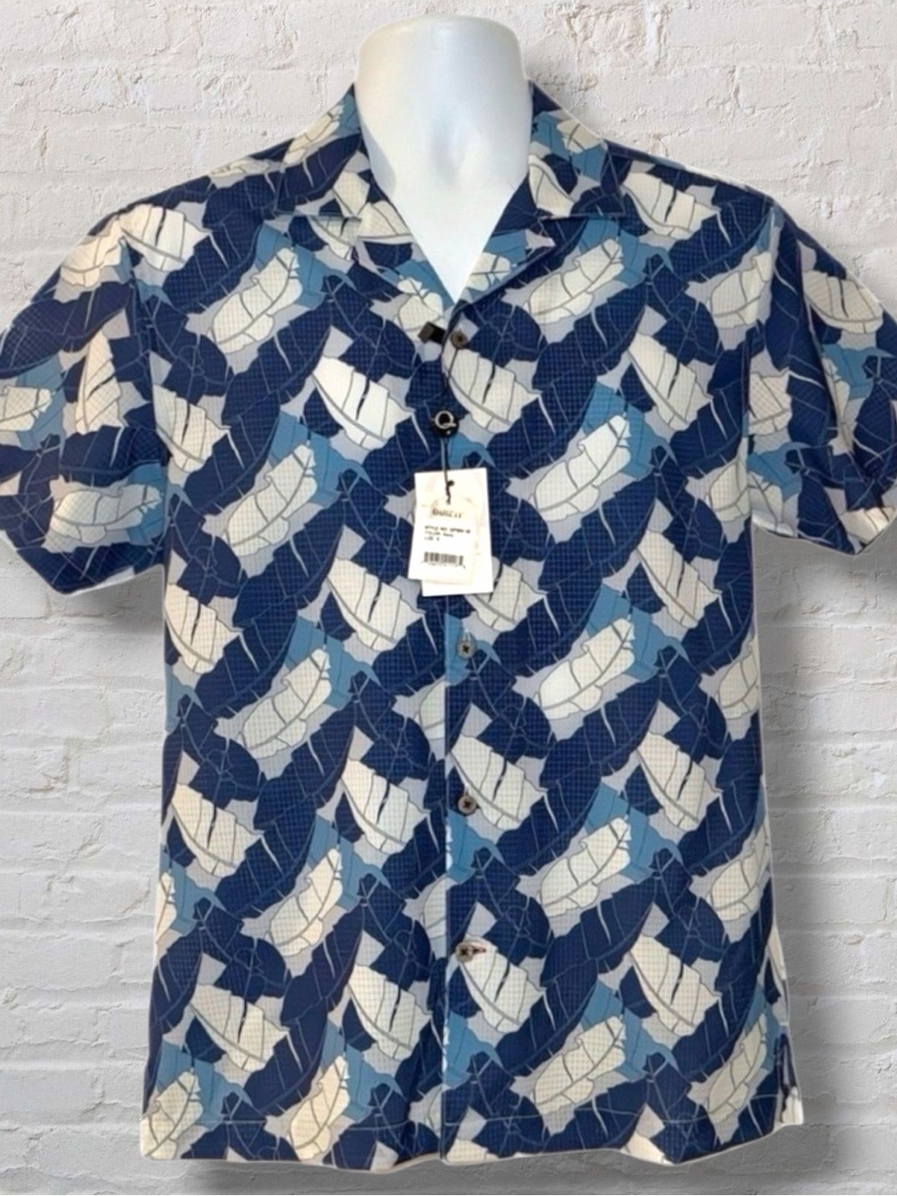 Quieti Performance Navy Blue Leaf Print Button-Up Shirt | Size Small | NWT